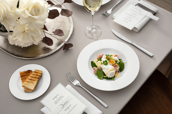 1044122700_RoyalOuN98RoelEVP5