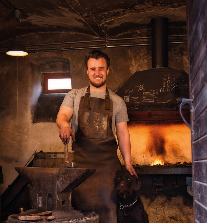 Gro (DSC_9115_c_Marco_StixWinkler-Hermaden)_(1) Gro (DSC_9115_c_Marco_StixWinkler-Hermaden)_(1)